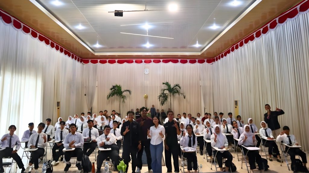 AMT Pra Orientasi Poltekpar Prima Internasional 2025