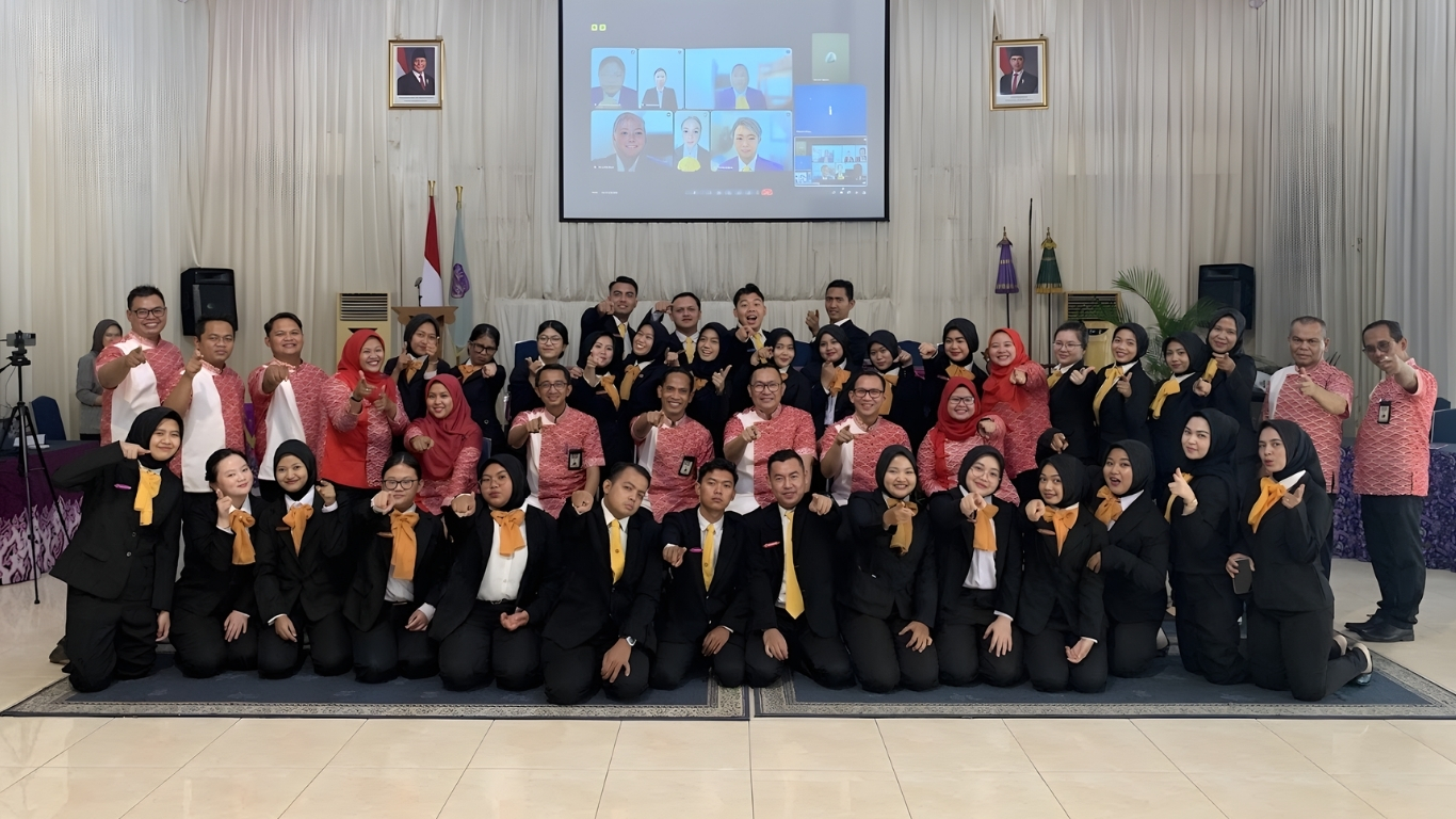 Sidang Yudisium Poltekpar Prima Internasional