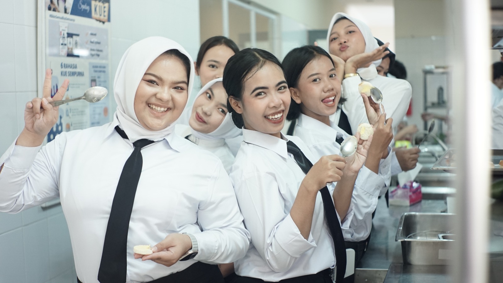 AMT | Poltekpar Prima | Perhotelan | Pariwisata | Prima | Kursus Gratis |