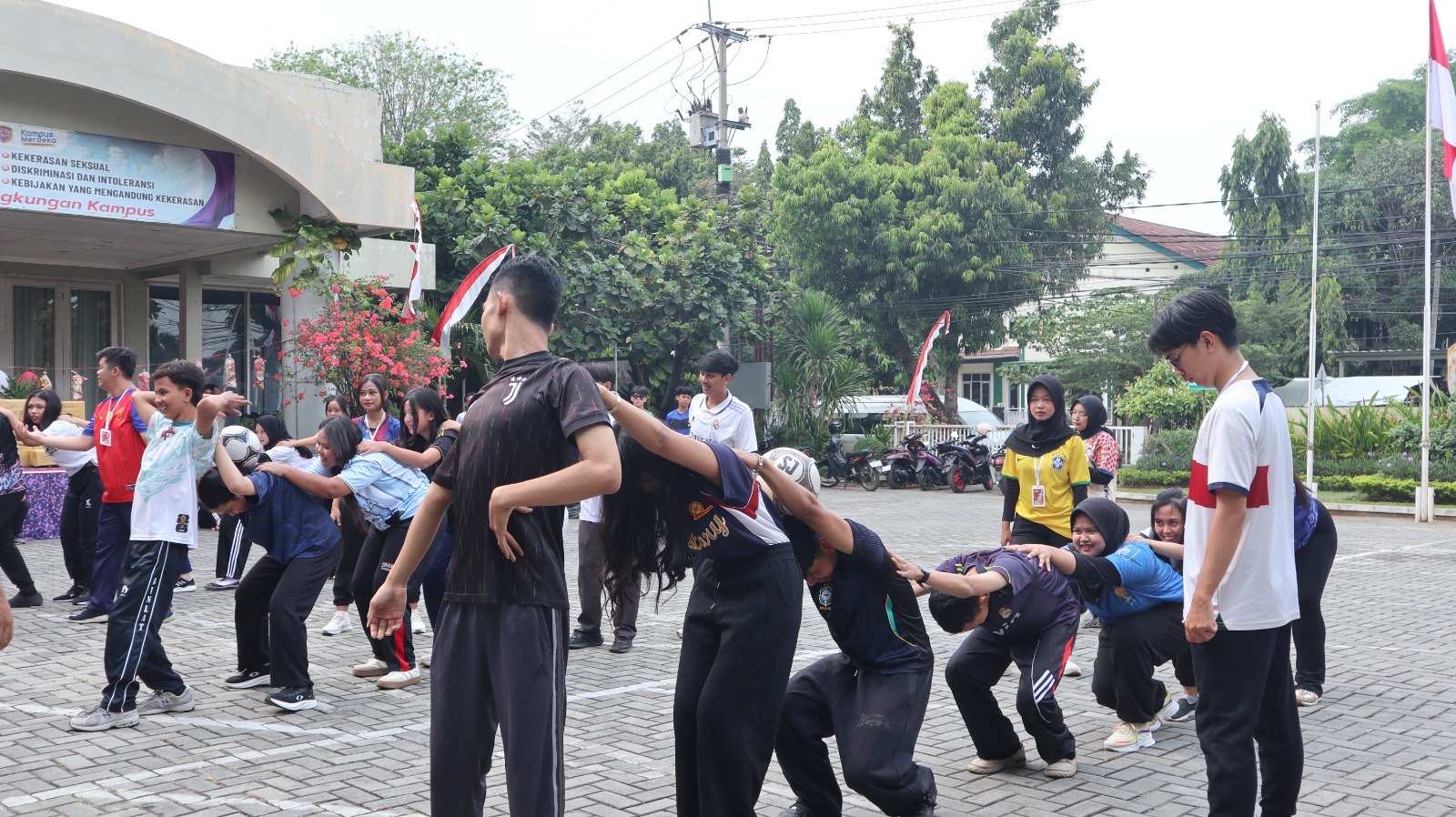 Lomba | Perlombaan | lomba HUT RI | HUT RI 81 | Poltekpar Prima